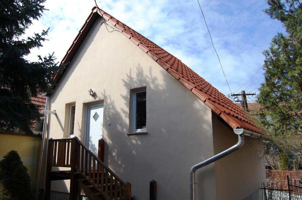 אגר Maya Guesthouse מראה חיצוני תמונה